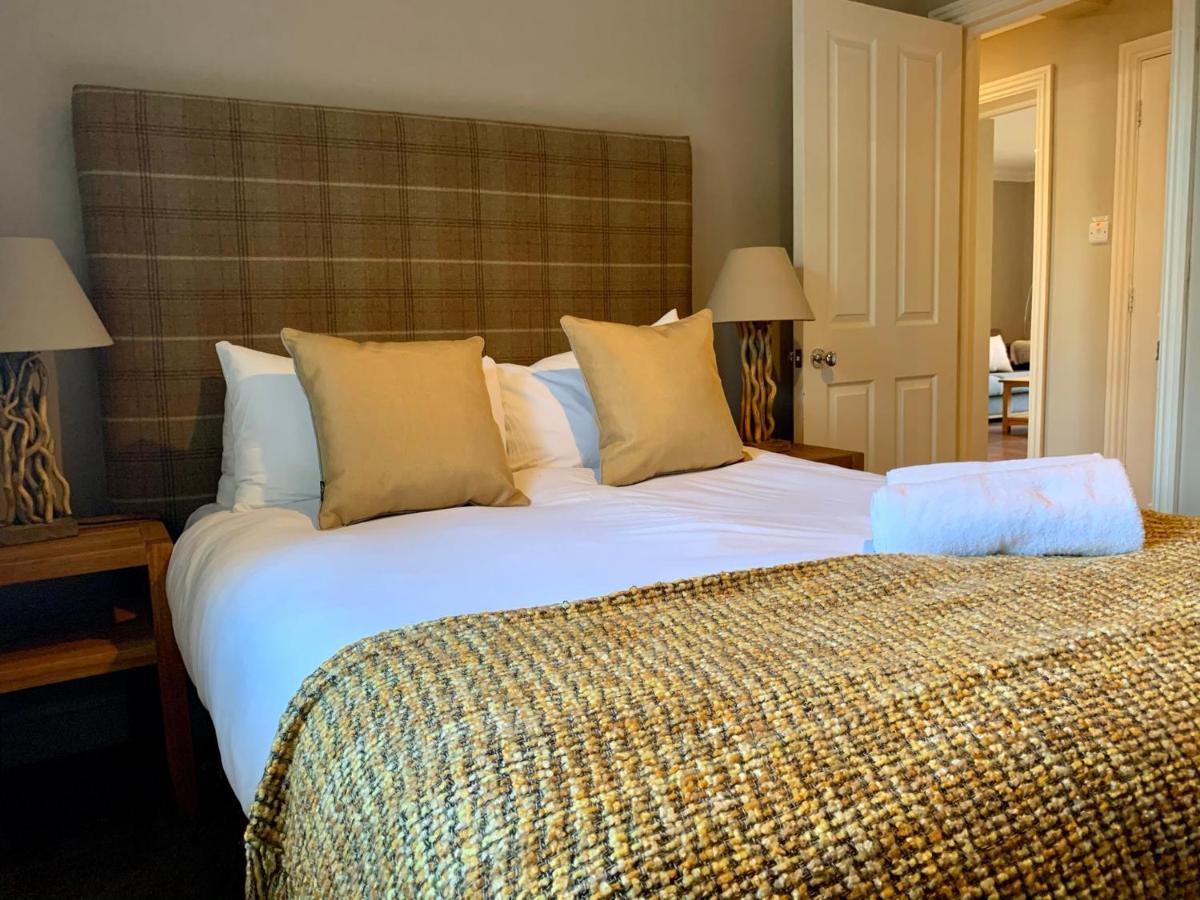 Lord Raglan House 2br With Parking Apartmán